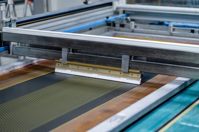 Proces produkcji szkła emaliowanego w Vitroterm-Murów