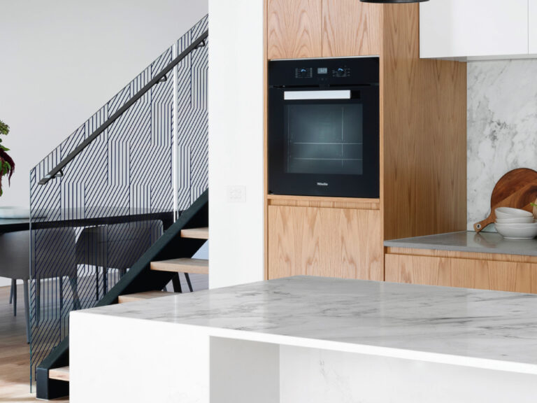 Balustrada schodowa ze szkła z nadrukiem cyfrowym